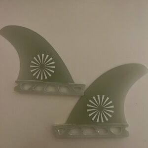 Green Surfboard Fins